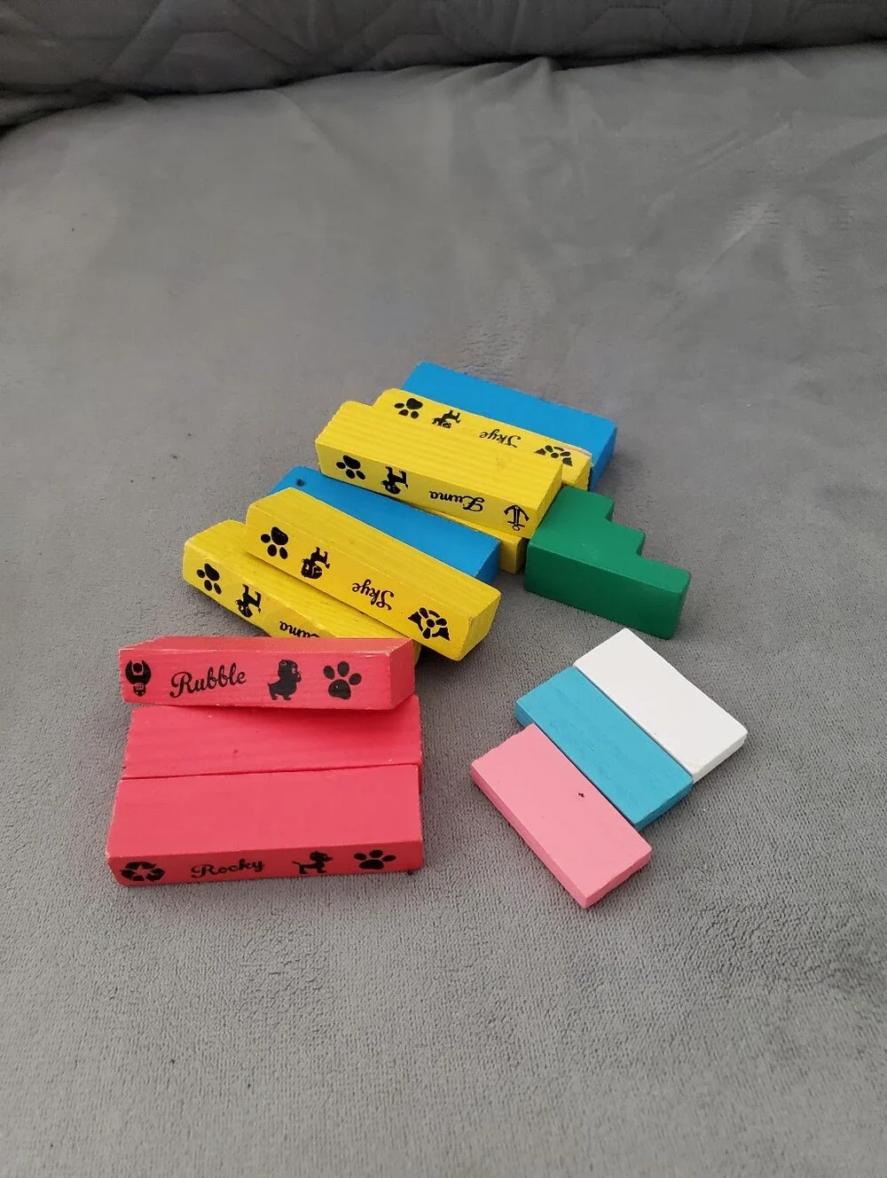 N/A set wooden